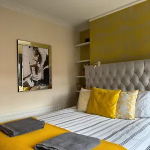 https://house-in-lisburn-road.belfasthotelsireland.com